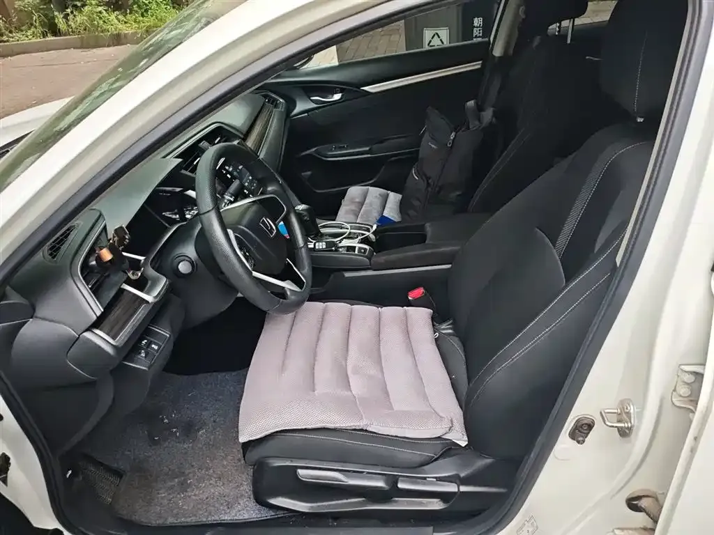 Honda Civic — фото 8