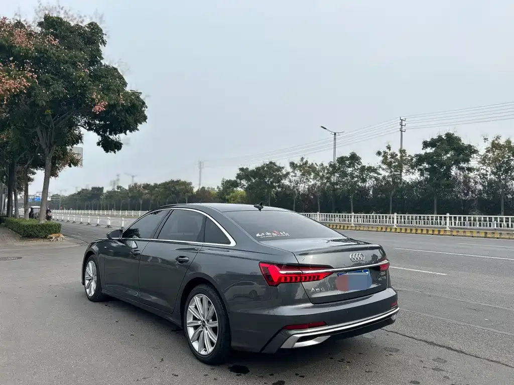 Audi A6L 2024 из CN, фото 3
