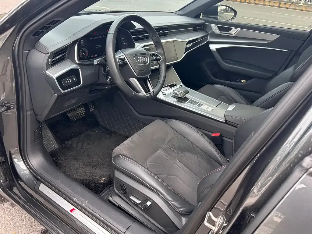 Audi A6L 2024 из CN, фото 9