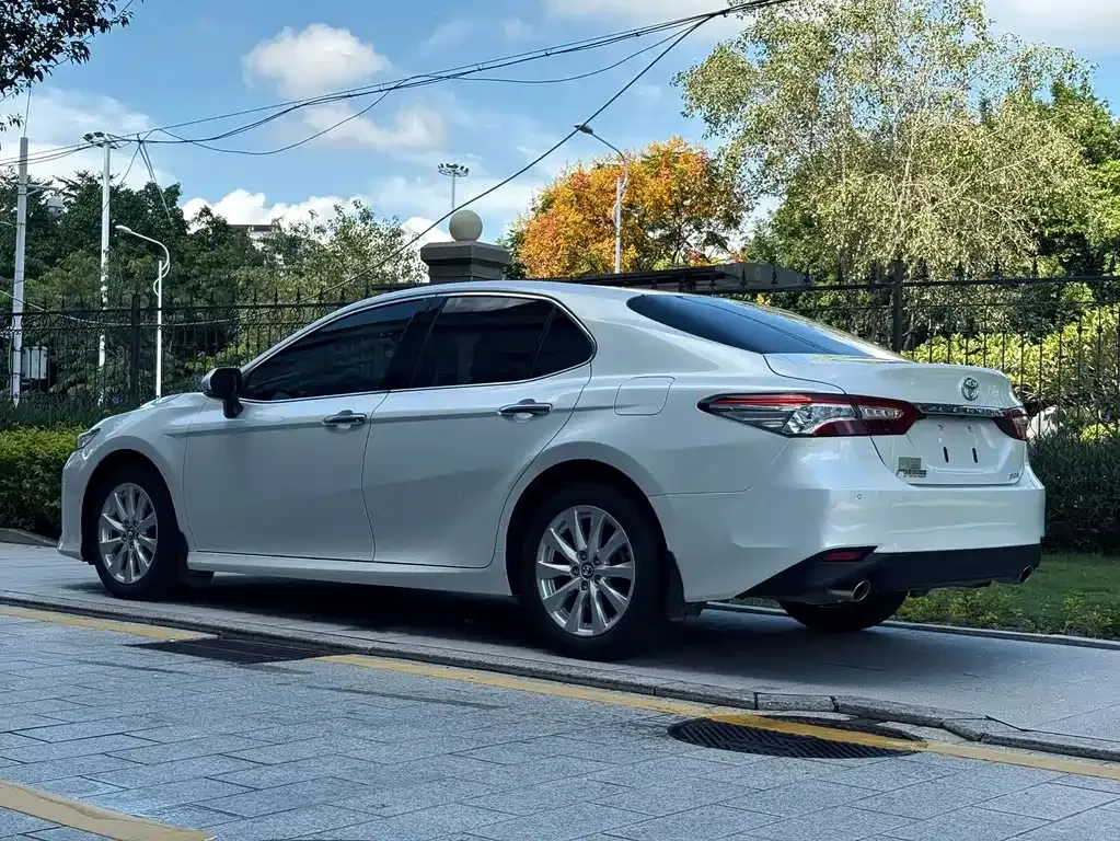 Toyota Camry 2021 из CN, фото 4
