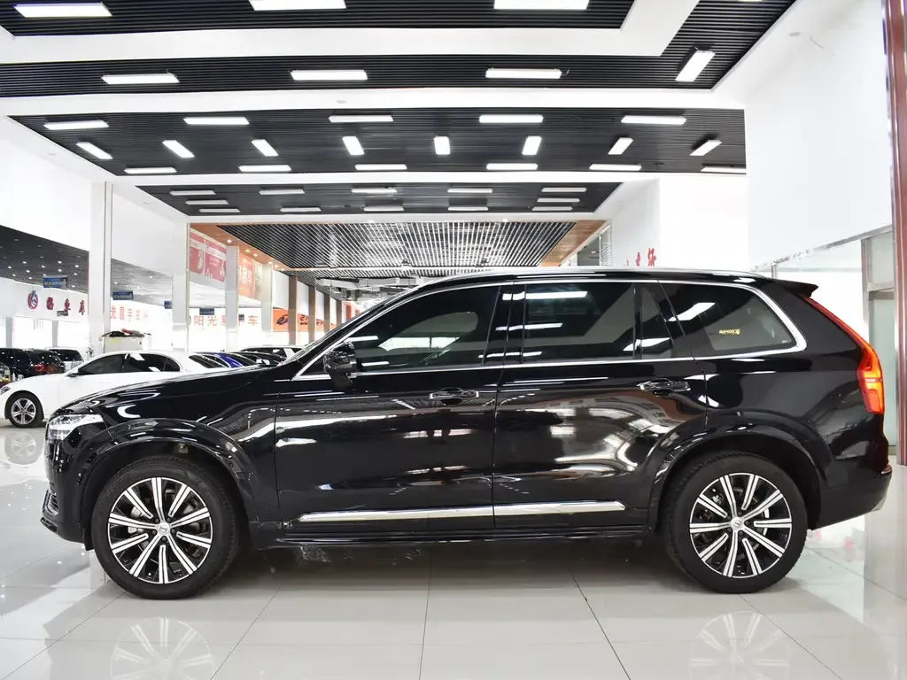 Volvo XC90 2021 из CN, фото 5