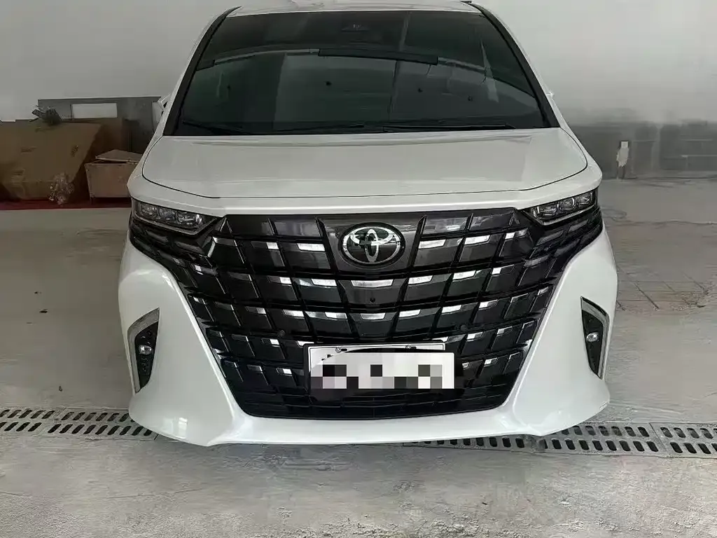 Toyota Alphard 2024 из CN, фото 1