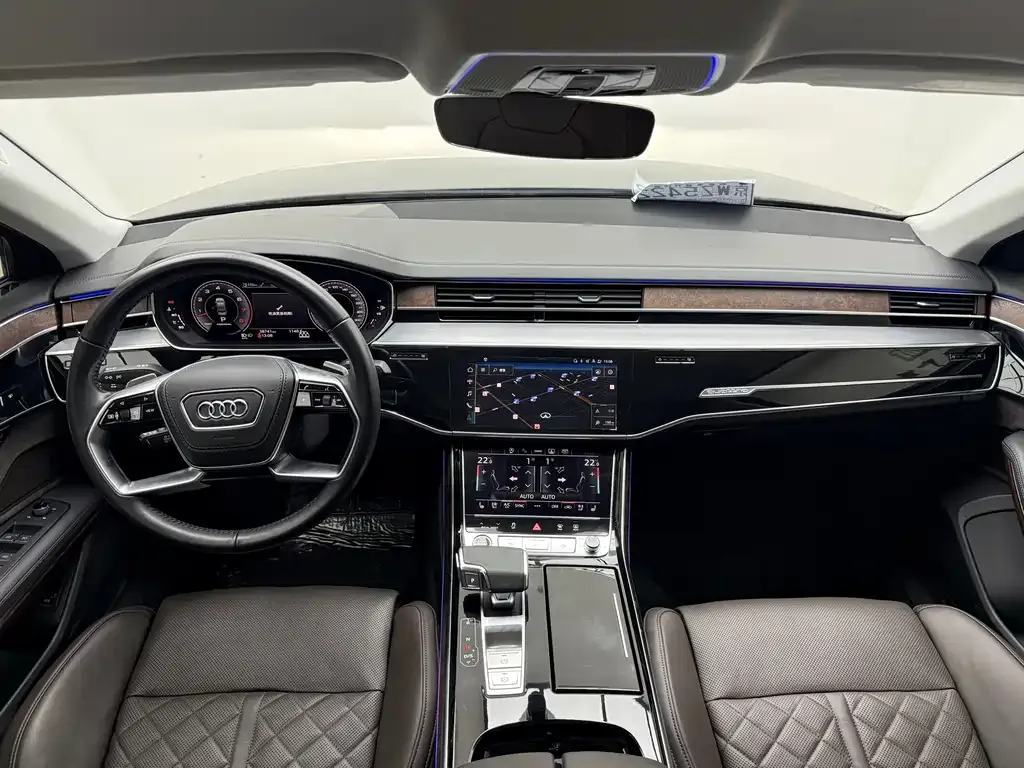 Audi A8 2021 из CN, фото 8