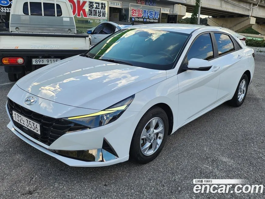 Hyundai AVANTE — фото 3