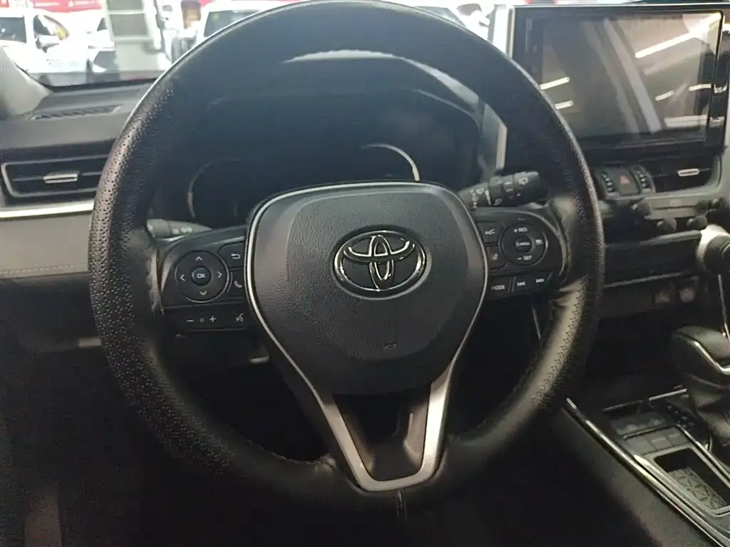 Toyota RAV4 2021 из CN, фото 3