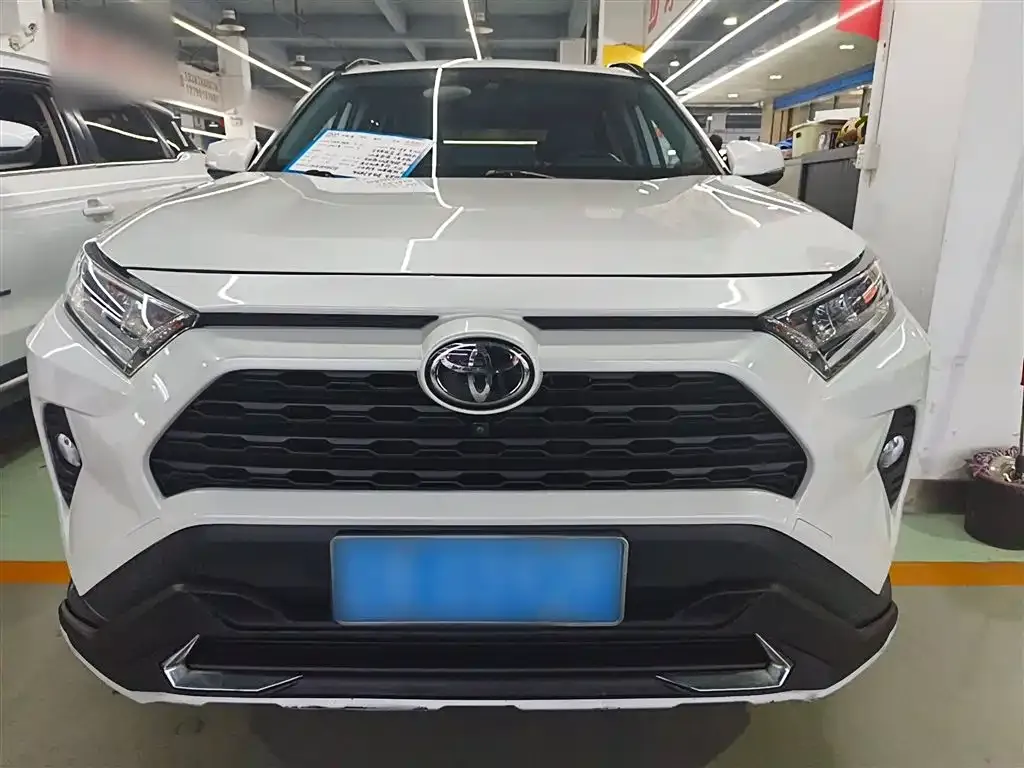 Toyota RAV4 2021 из CN, фото 6