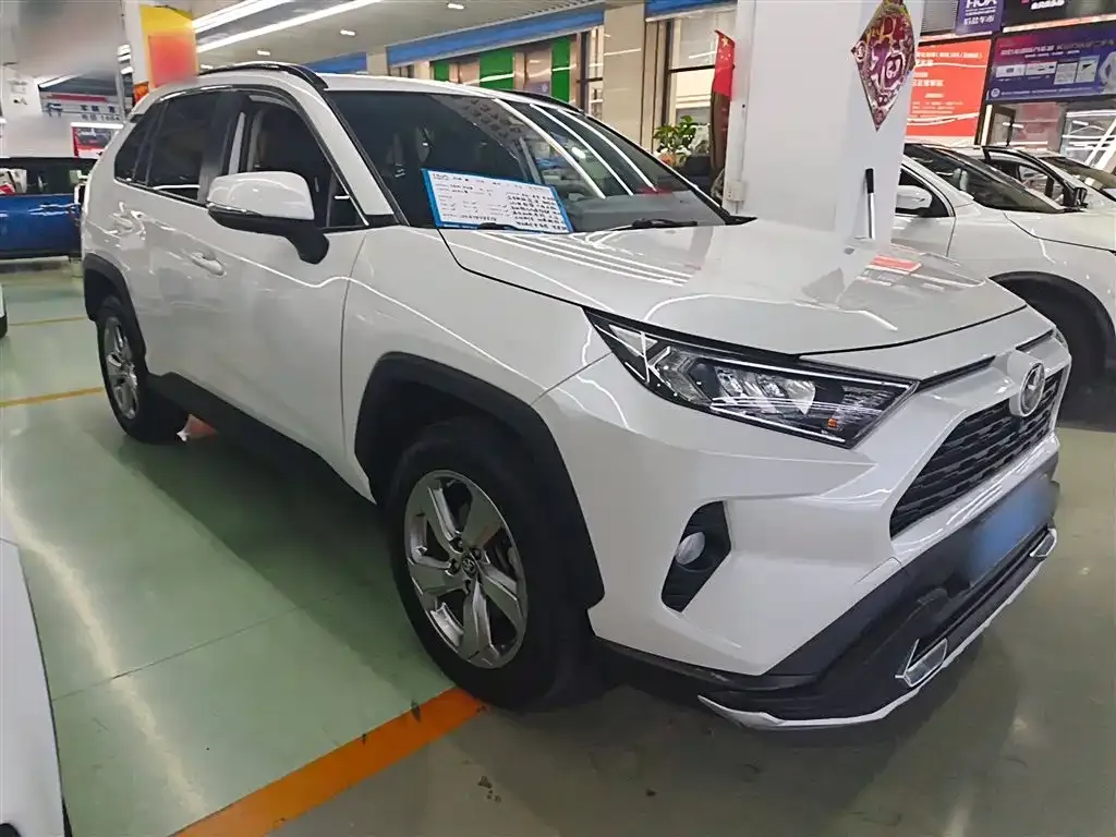 Toyota RAV4 2021 из CN, фото 7