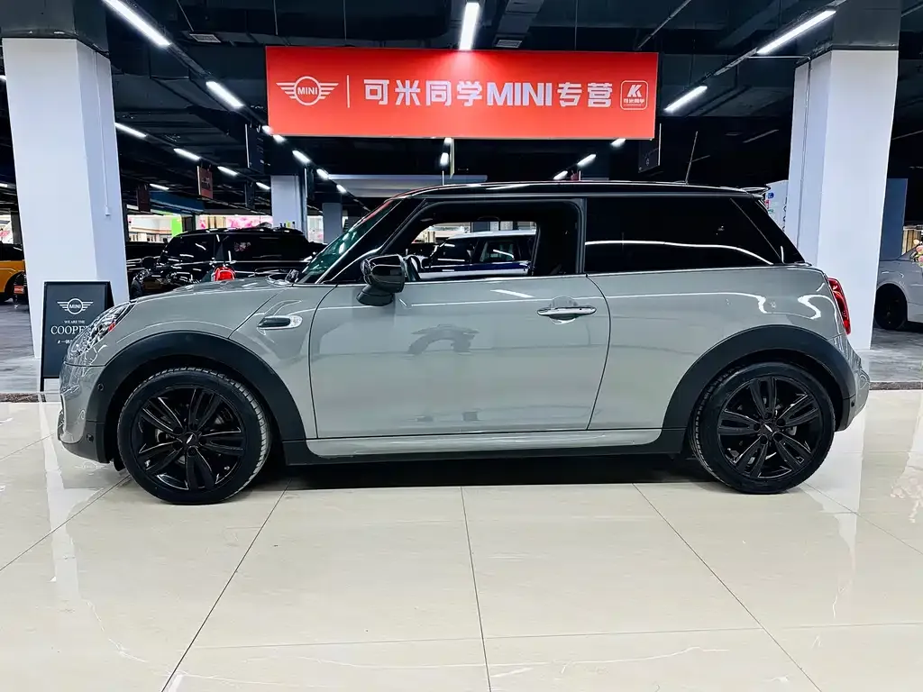 MINI Cooper (3-door) 2021 из CN, фото 2