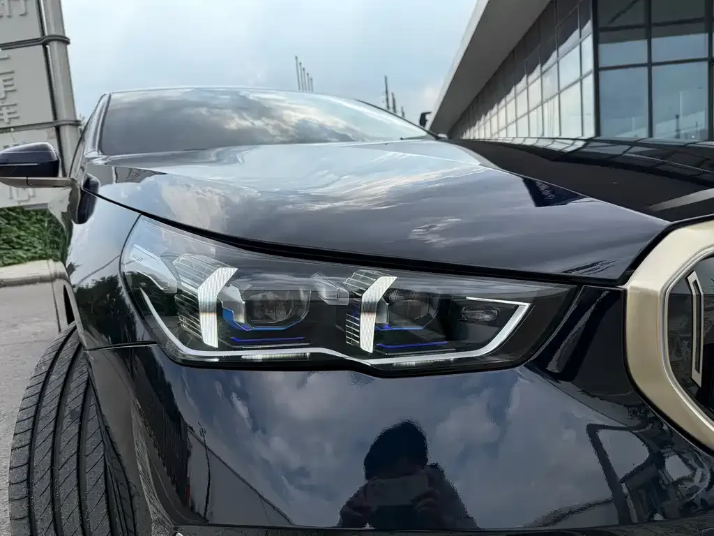BMW 5 Series 2024 из CN, фото 7