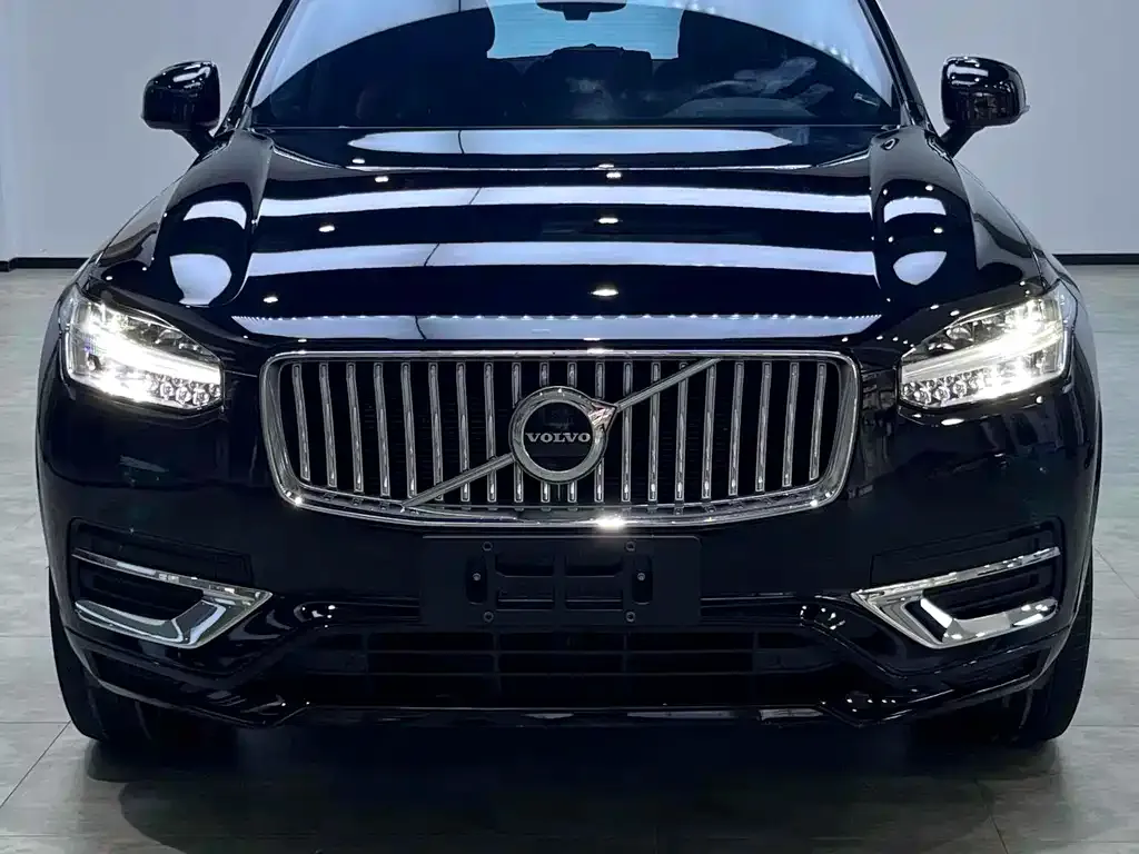Volvo XC90 2022 из CN, фото 2
