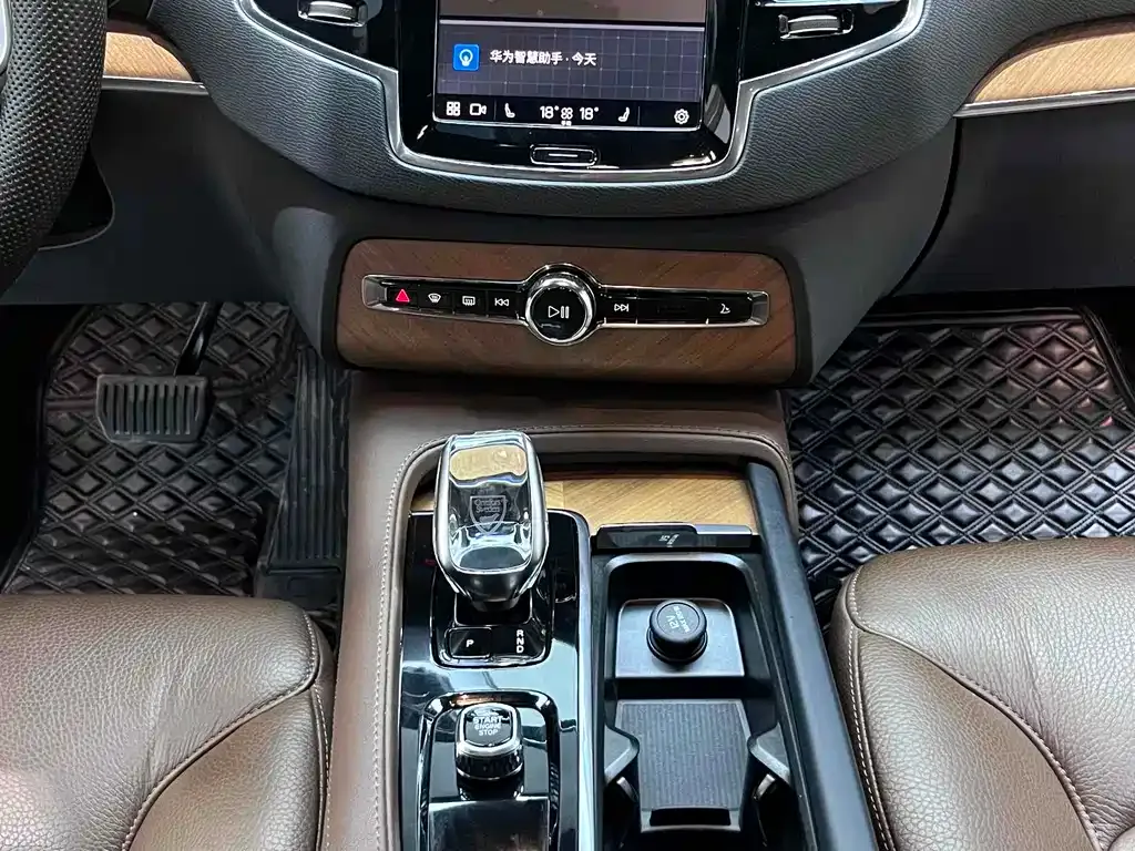 Volvo XC90 2022 из CN, фото 7