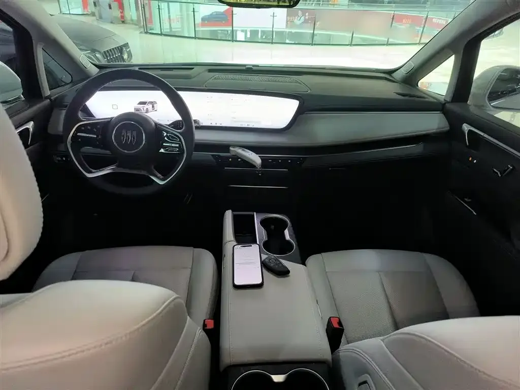 Buick GL8 2024 из CN, фото 10