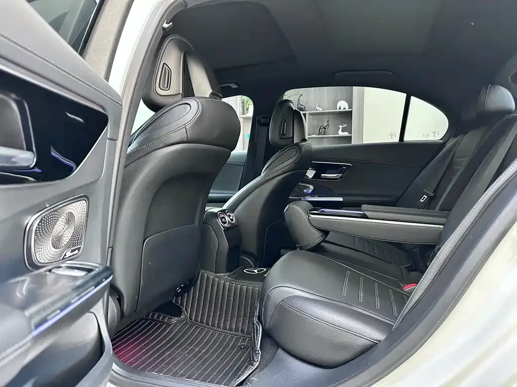 Mercedes-Benz C-Class 2023 из CN, фото 7