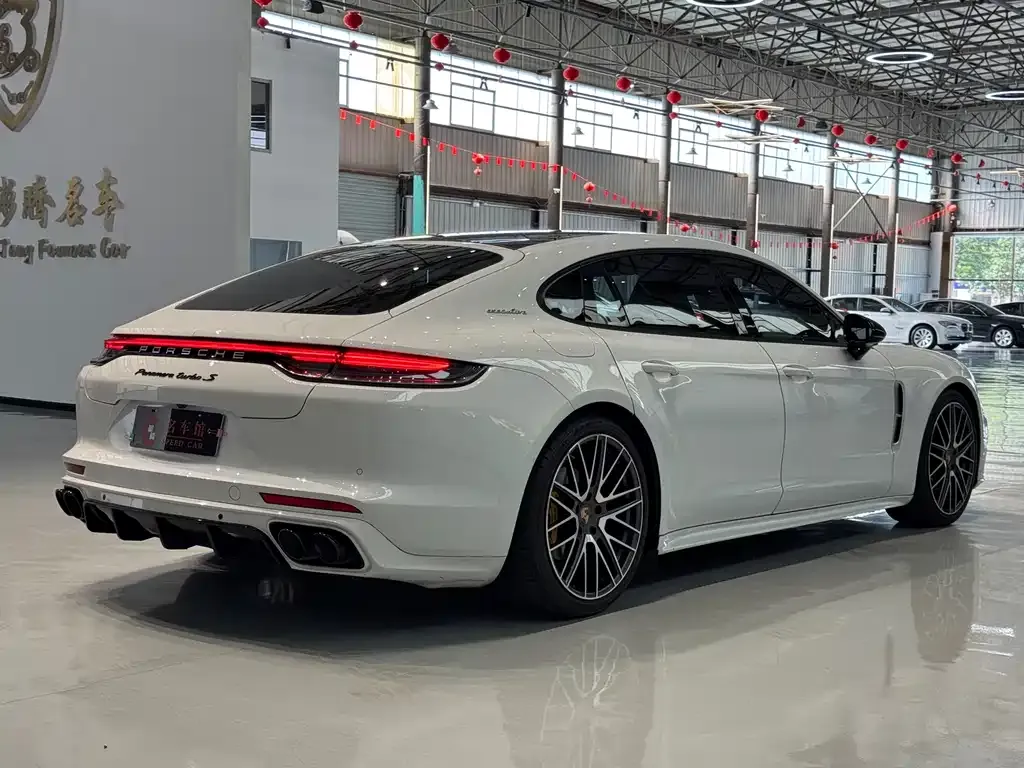 Porsche Panamera 2022 из CN, фото 6