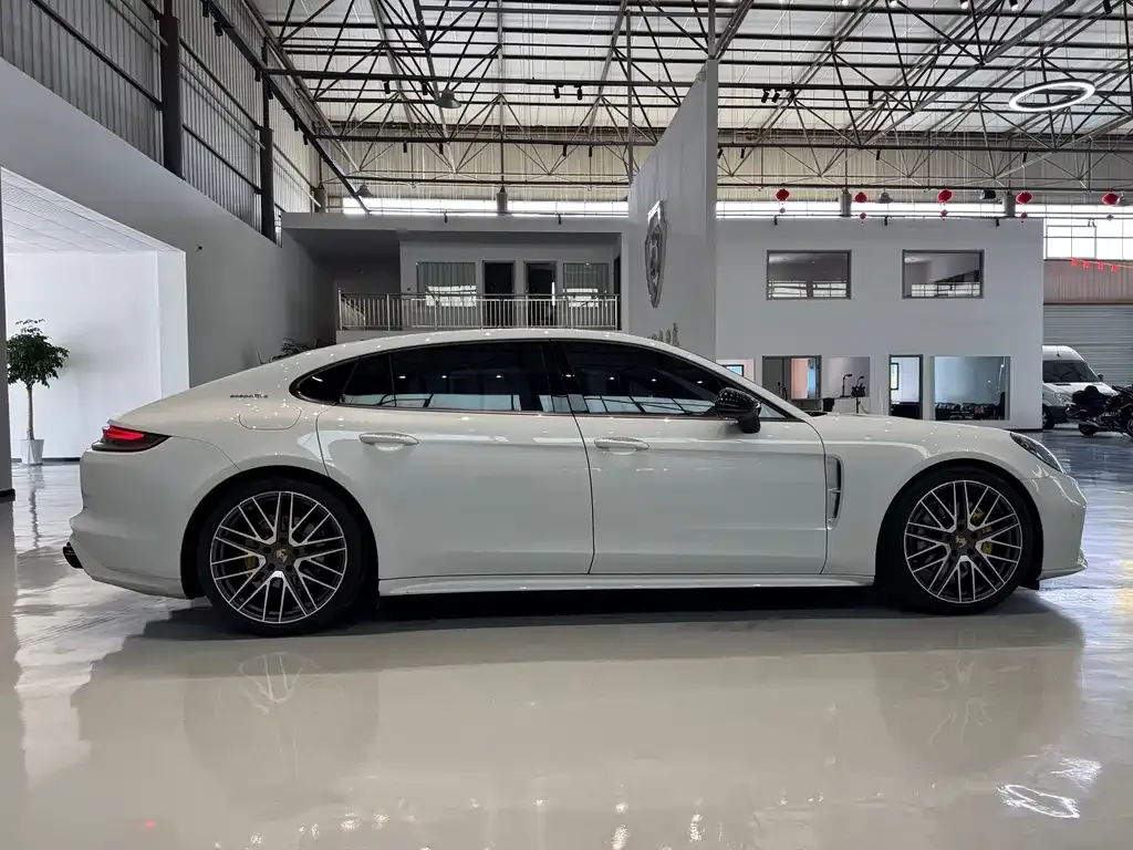 Porsche Panamera 2022 из CN, фото 7