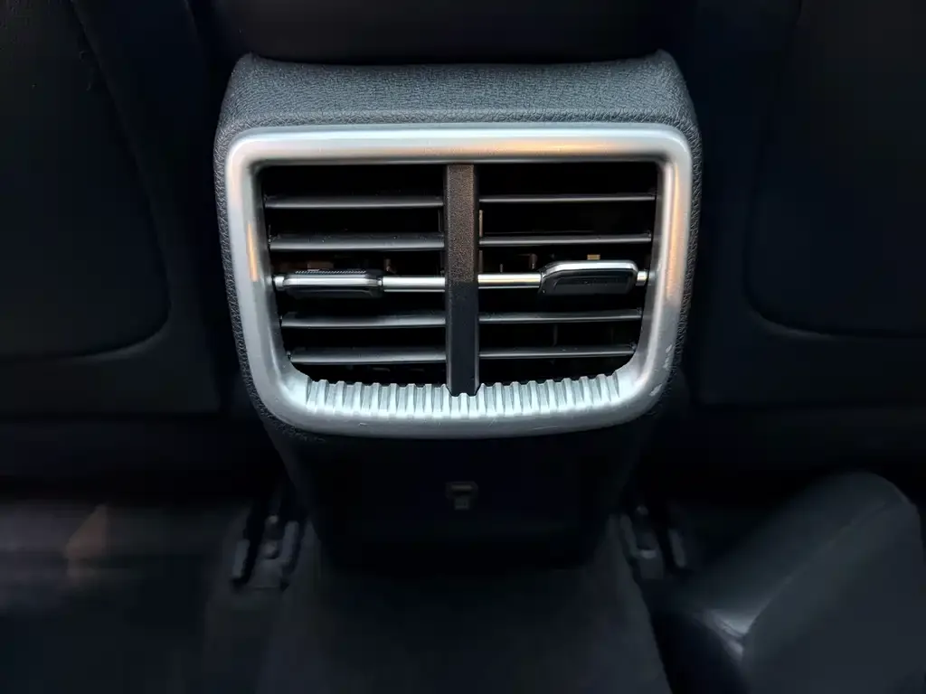 Kia K5 2022 из CN, фото 10