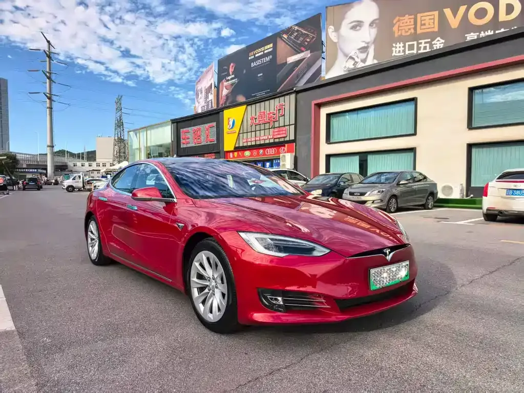 Tesla Model S 2024 из CN, фото 3