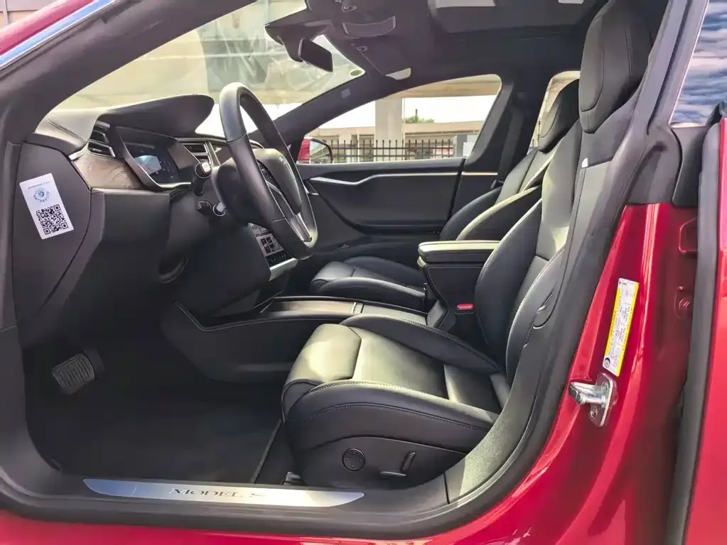 Tesla Model S 2024 из CN, фото 8