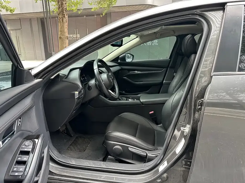 Mazda 3 Axela 2022 из CN, фото 10