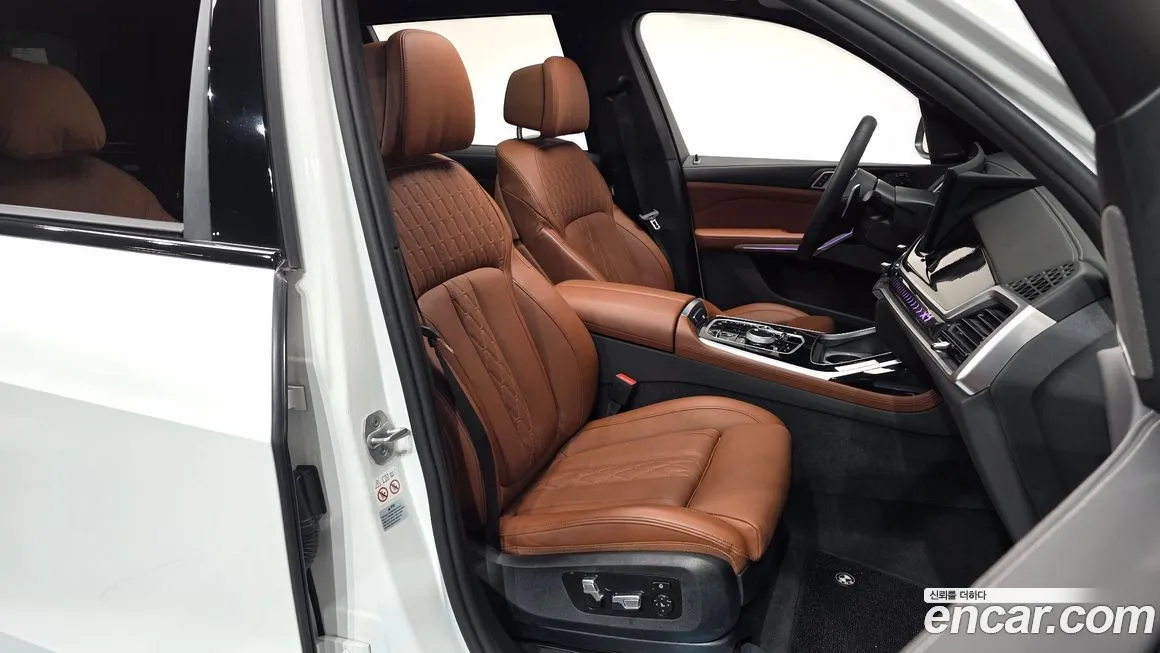 BMW X7 2024 из KR, фото 10