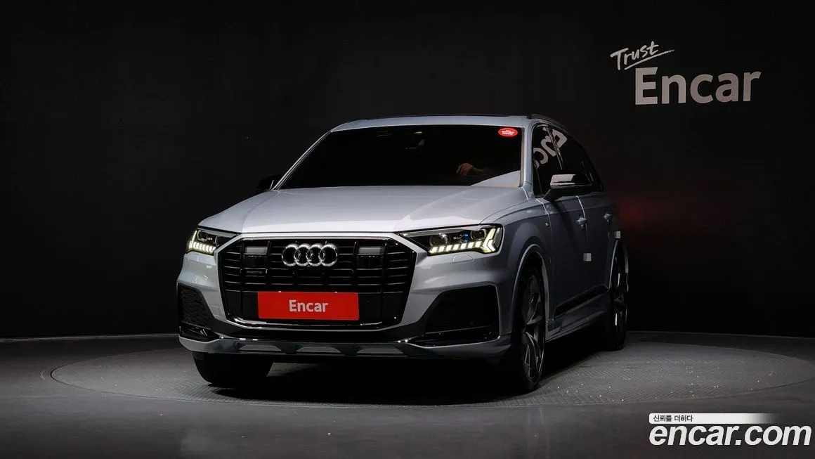 Audi Q7 2023 из KR, фото 3