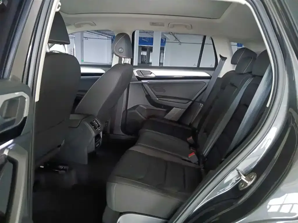 Volkswagen Tayron 2022 из CN, фото 9