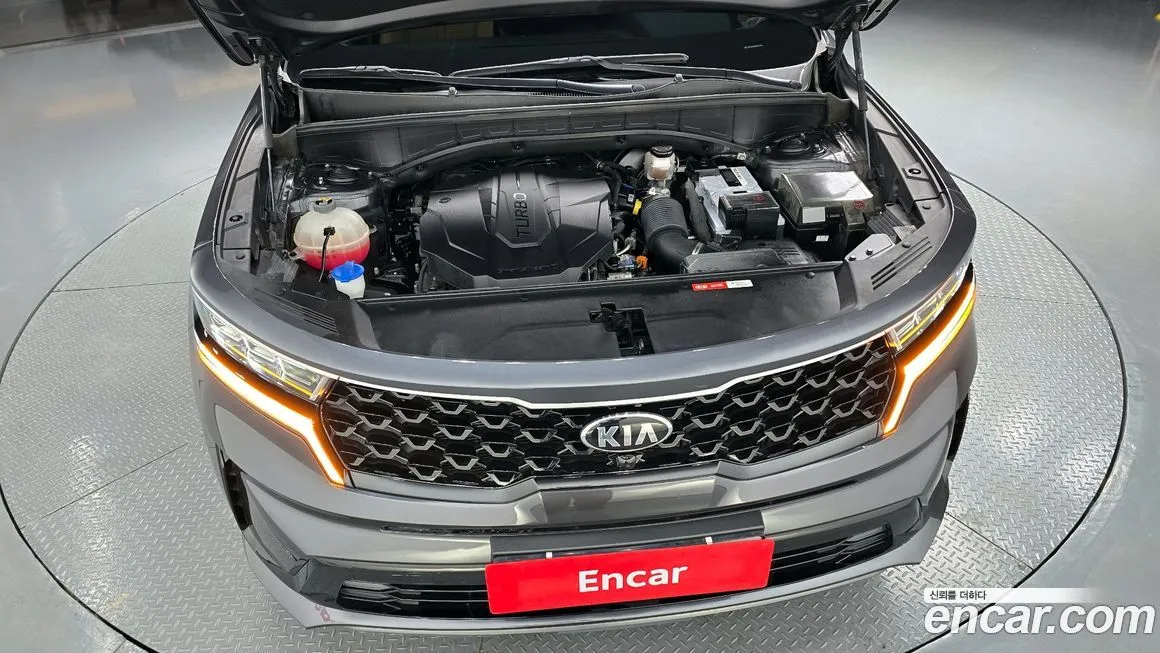 Kia Sorento — фото 6
