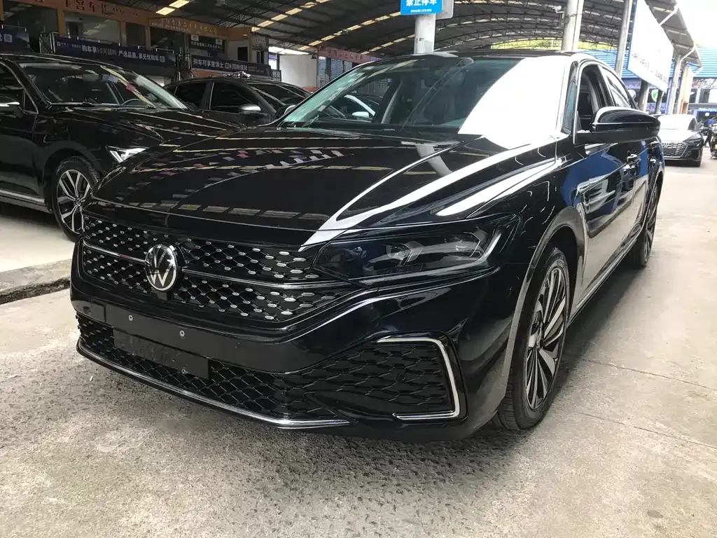 Volkswagen Passat 2022 из CN, фото 1