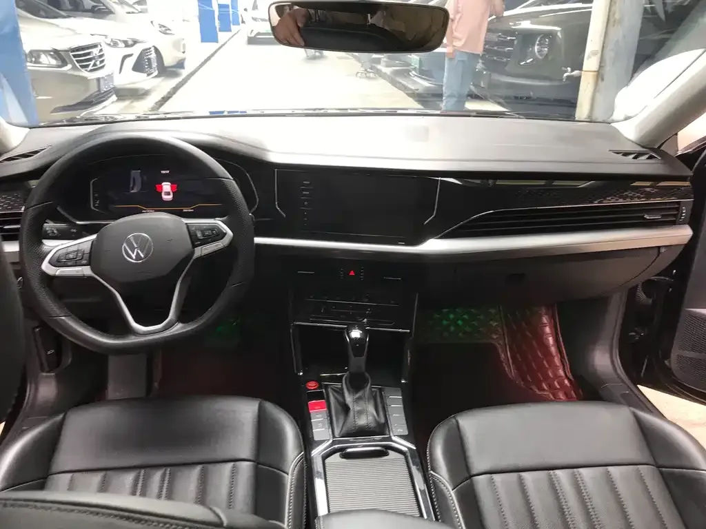 Volkswagen Passat 2022 из CN, фото 7