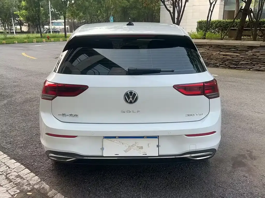 Volkswagen Golf 2022 из CN, фото 5