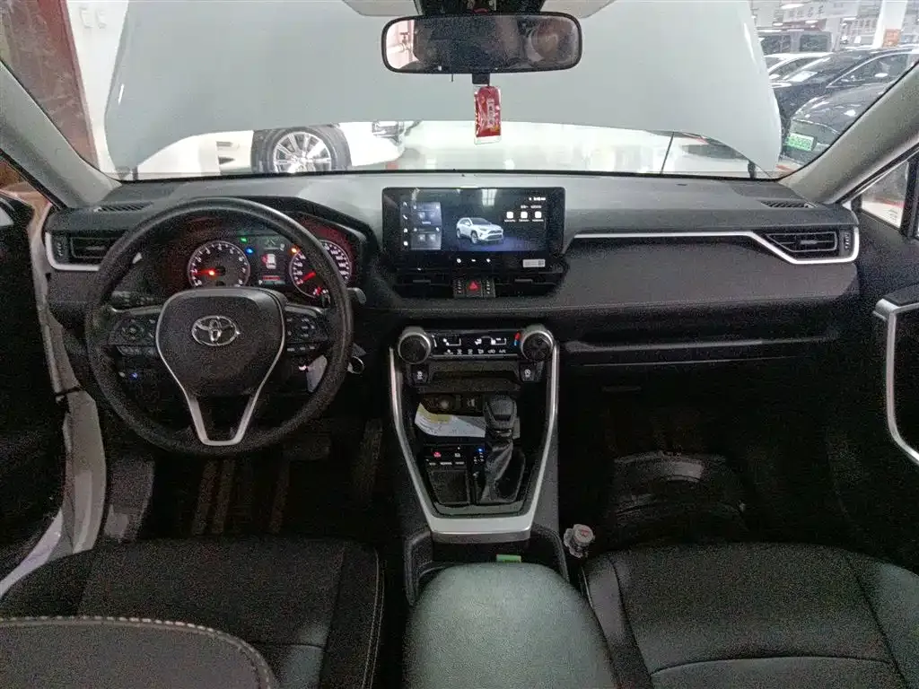 Toyota RAV4 2025 из CN, фото 9