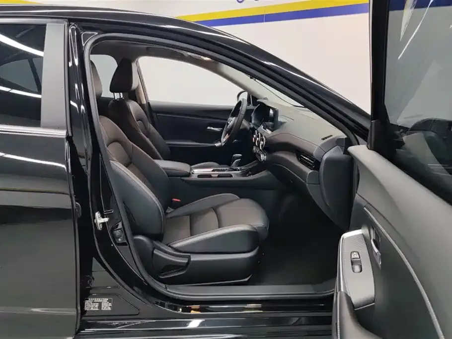 Nissan Sylphy 2023 из CN, фото 8