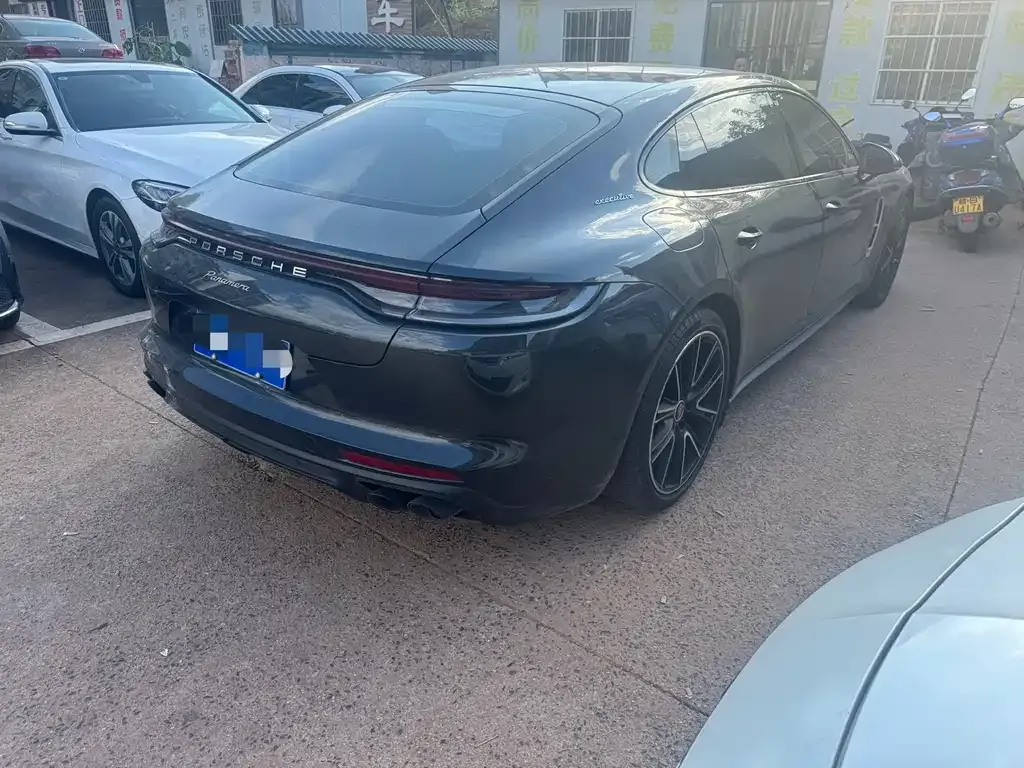 Porsche Panamera 2022 из CN, фото 6