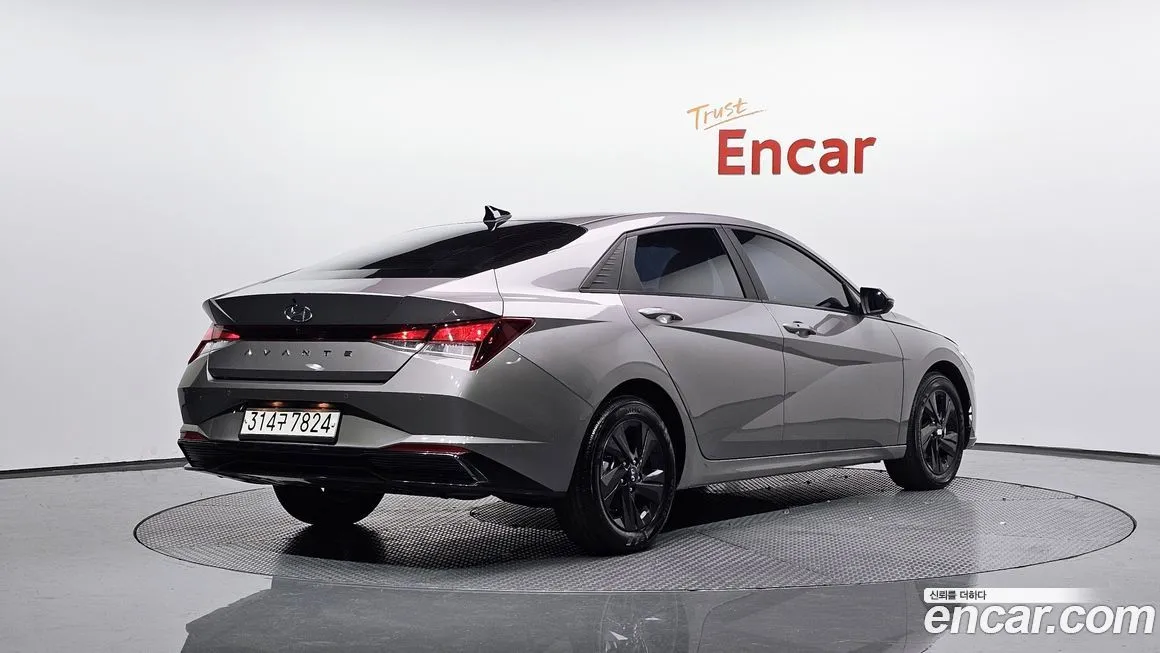Hyundai AVANTE — фото 6