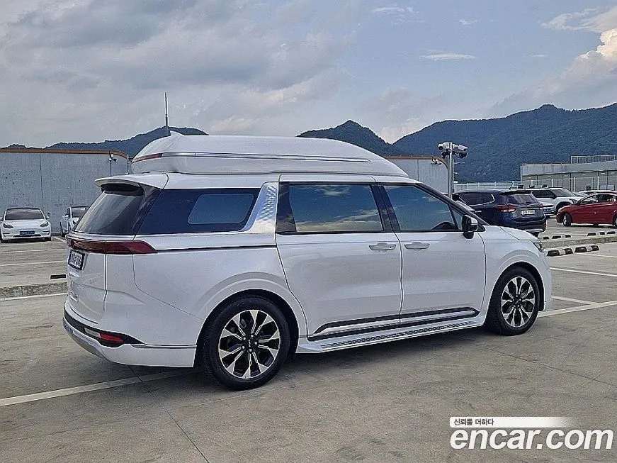 Kia Carnival — фото 4