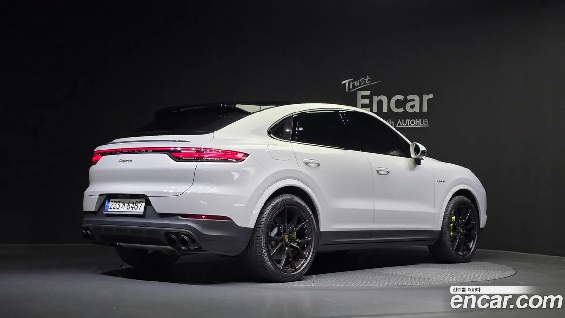 Porsche Cayenne 2023 из KR, фото 2