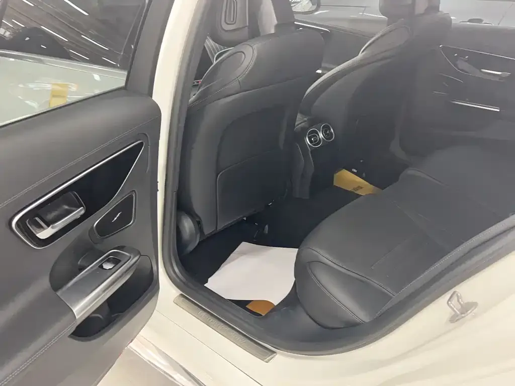Mercedes-Benz C-Class 2023 из CN, фото 10