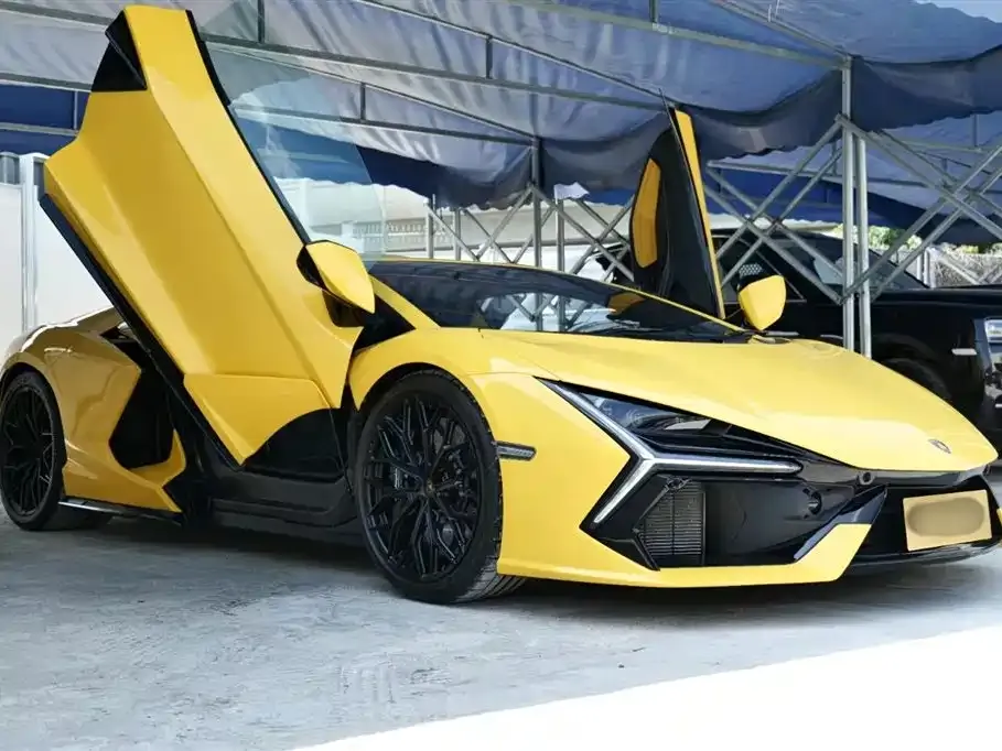 Lamborghini Revuelto 2025 из CN, фото 1