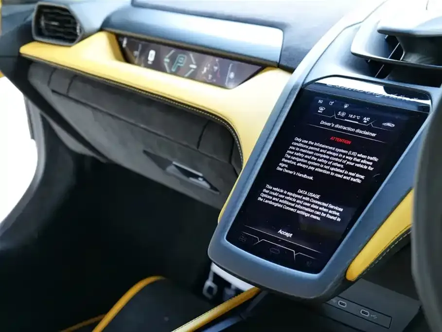 Lamborghini Revuelto 2025 из CN, фото 8