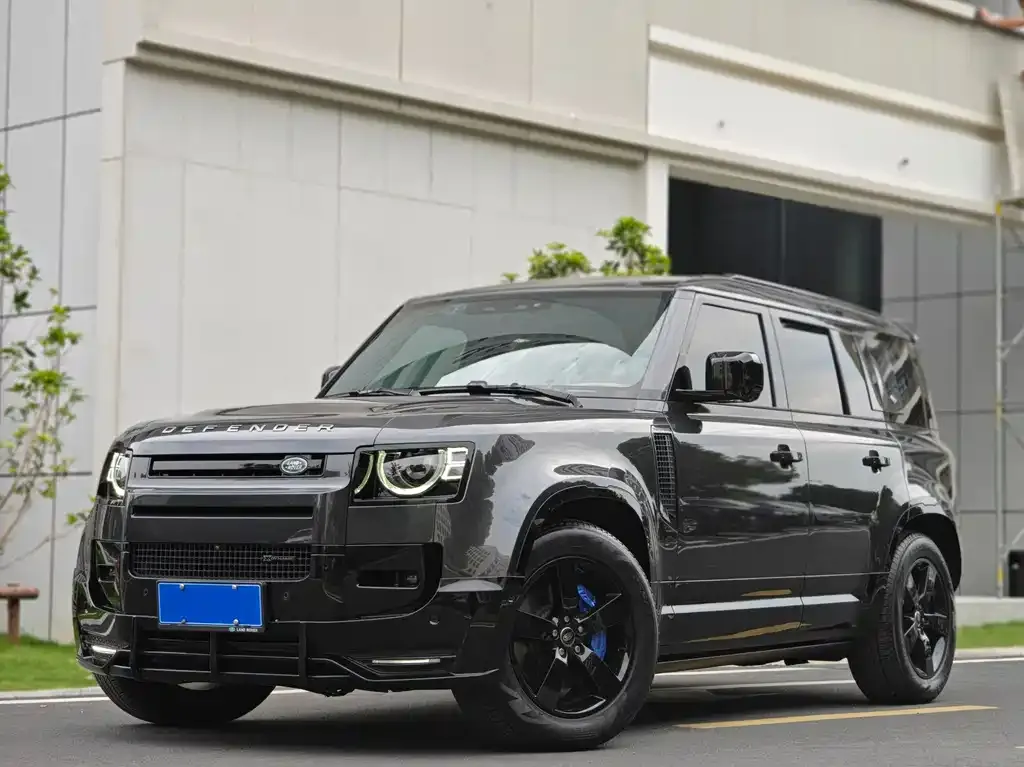Land Rover Defender — фото 1