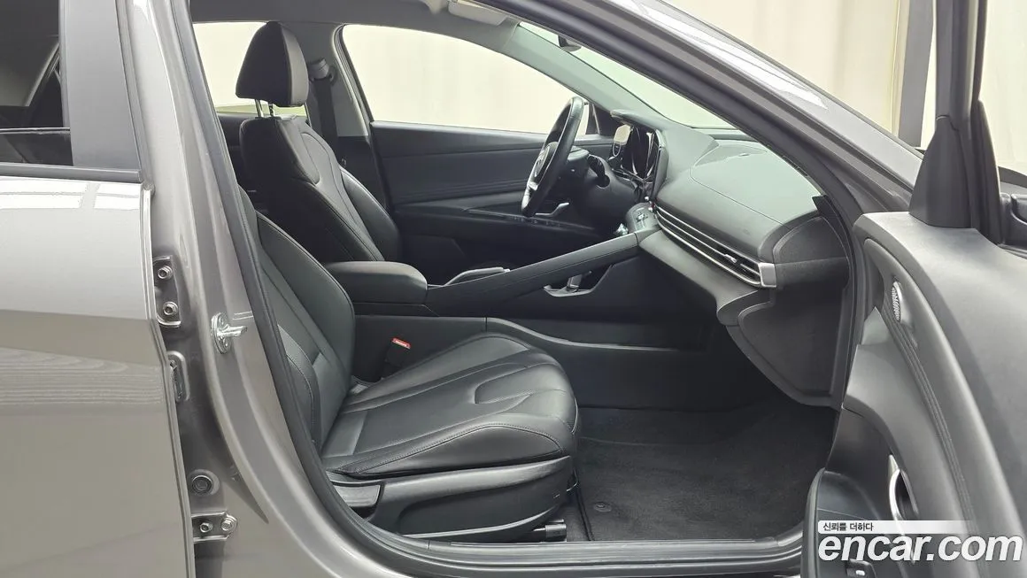 Hyundai AVANTE 2021 из KR, фото 10