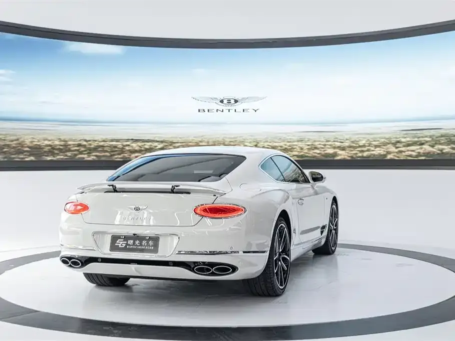 Bentley Continental 2023 из CN, фото 4