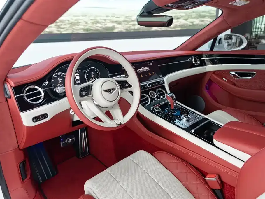 Bentley Continental 2023 из CN, фото 8