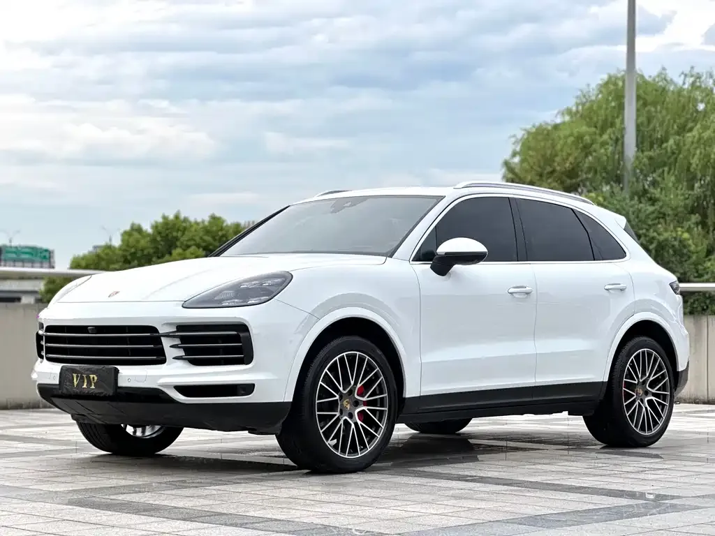 Porsche Cayenne 2023 из CN, фото 1
