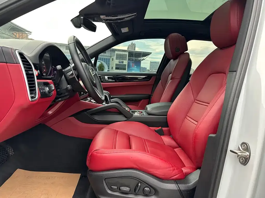 Porsche Cayenne 2023 из CN, фото 10