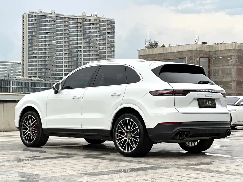 Porsche Cayenne 2023 из CN, фото 5