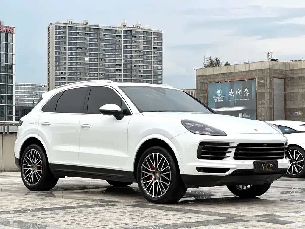 Porsche Cayenne 2023 из CN, фото 8