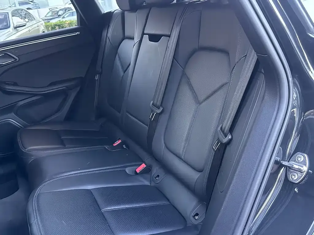 Porsche Macan 2024 из CN, фото 10