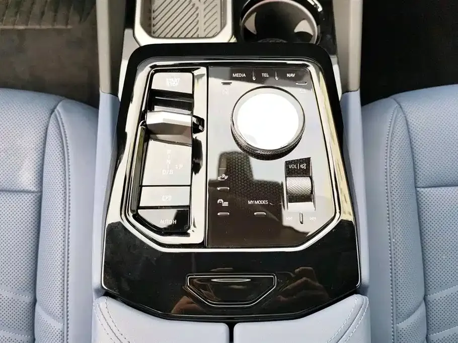 BMW i5 2024 из CN, фото 10