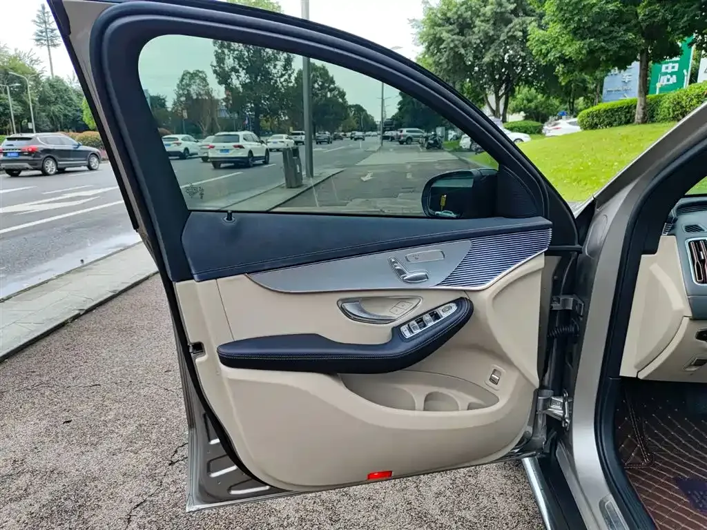 Mercedes-Benz EQC 2022 из CN, фото 6